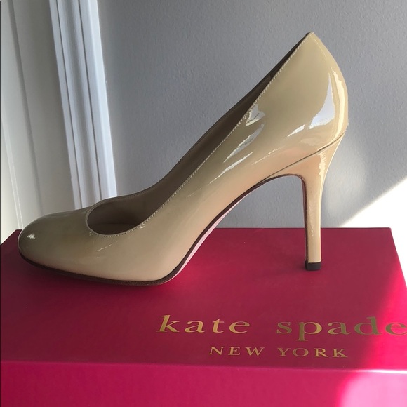kate spade Shoes - NWOT Kate Spade Karolina Heels